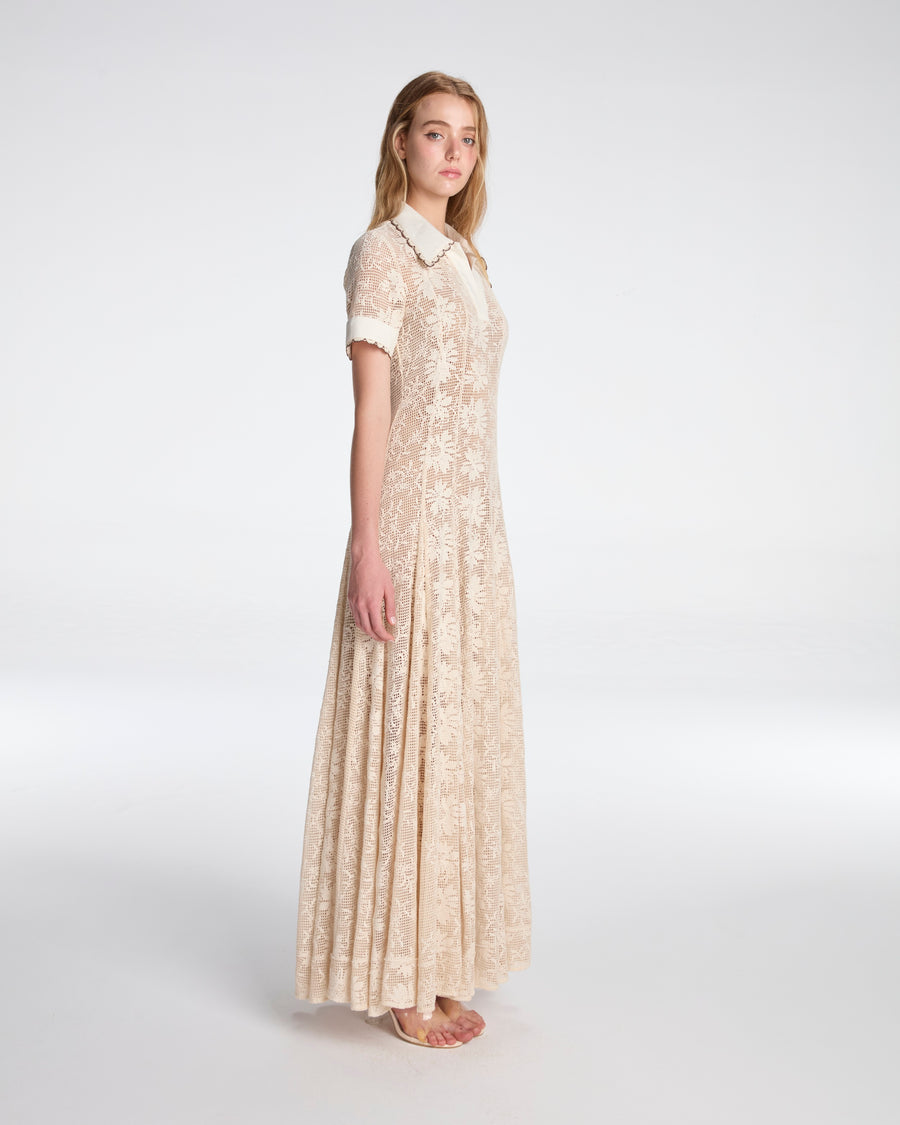 Maxi dress in floral mesh