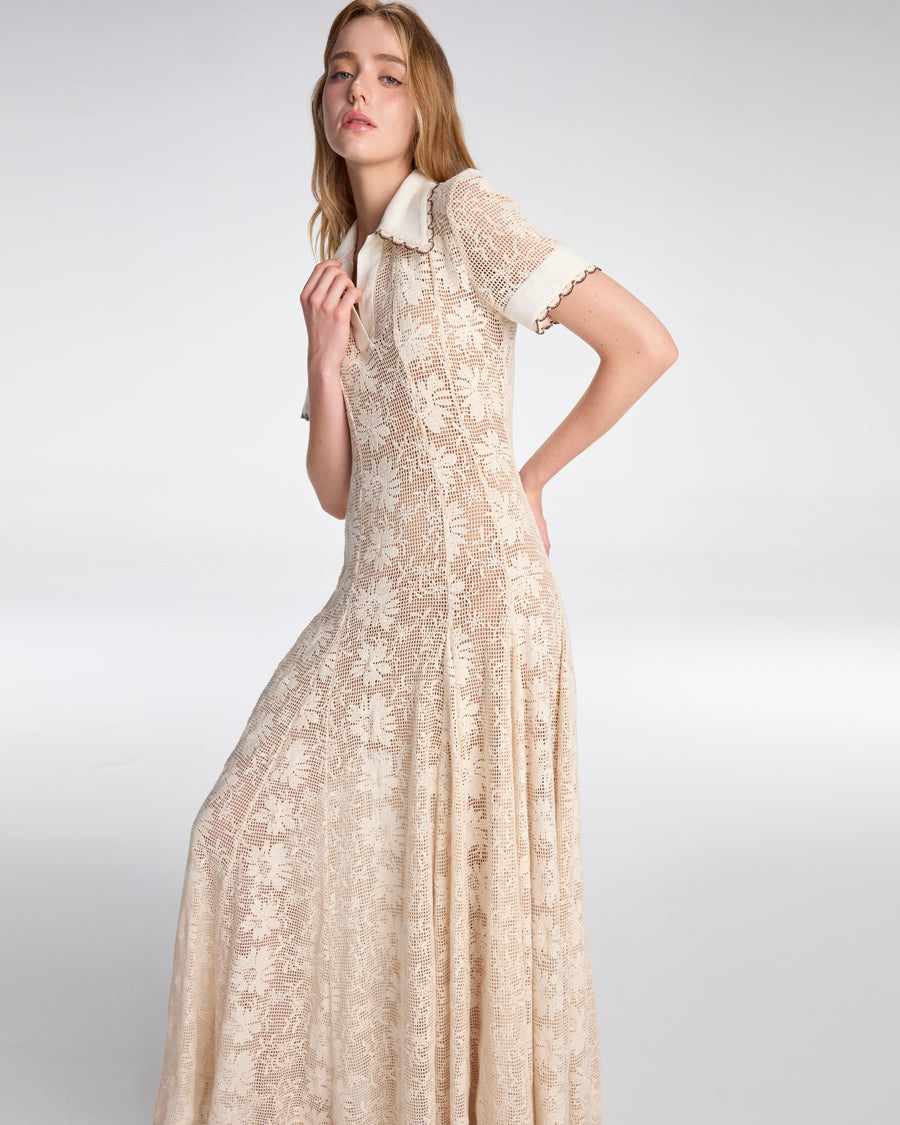 Maxi dress in floral mesh