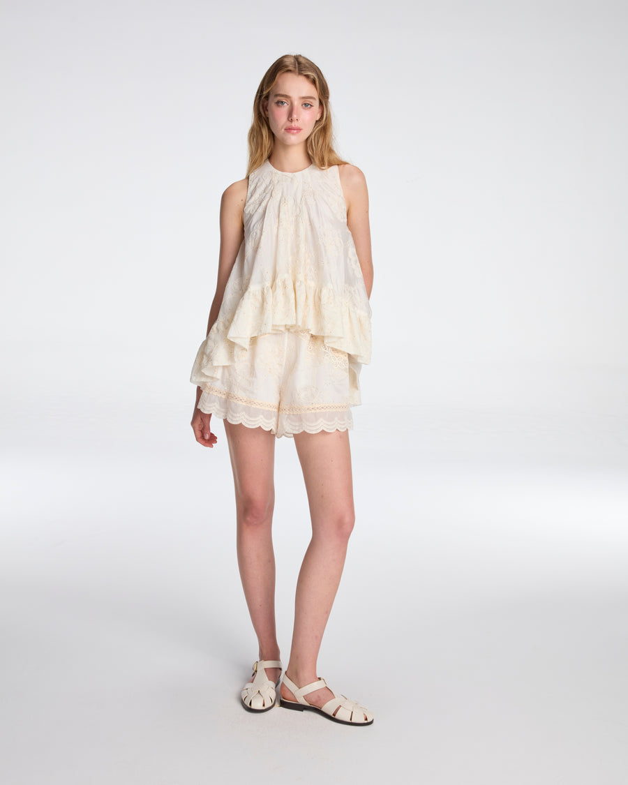 Shorts decorated with lace trim
