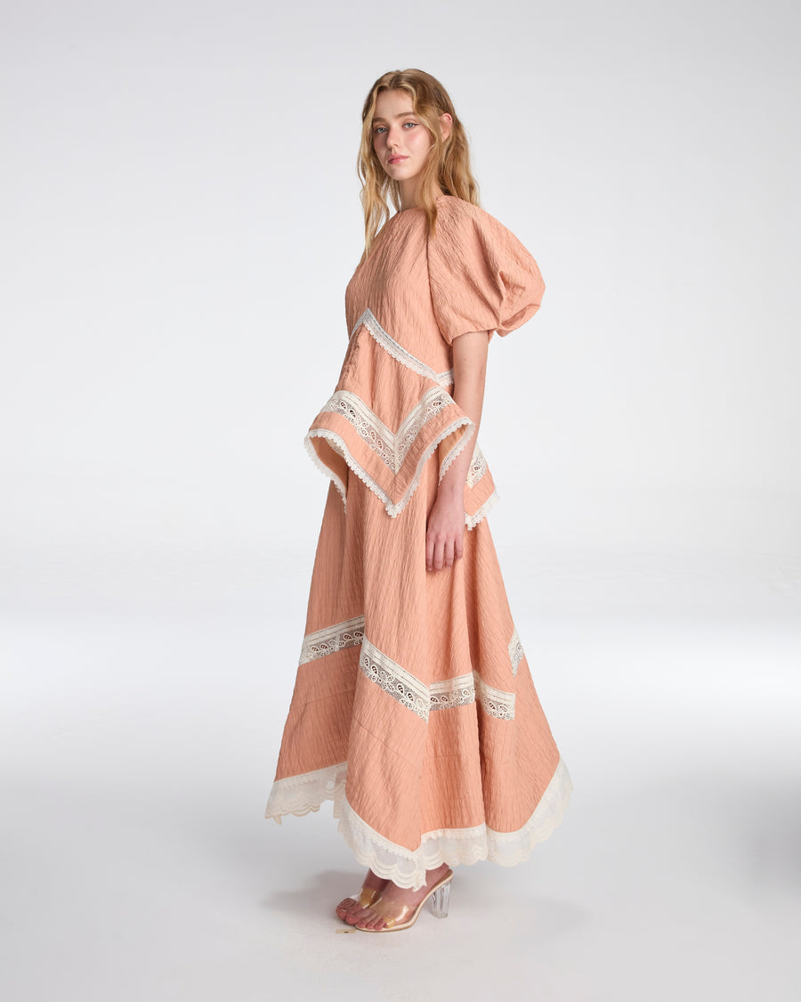 Puffy sleeves blouse in peach nectar