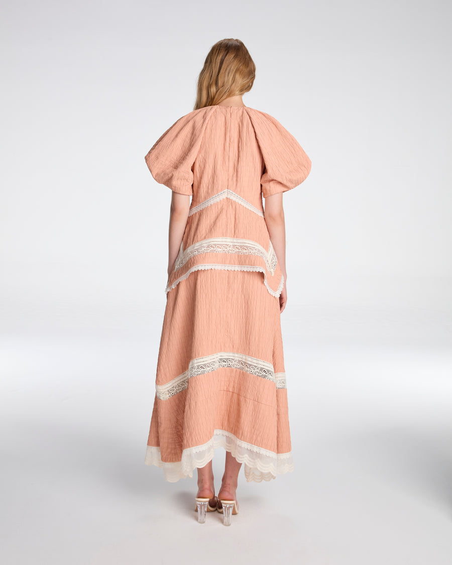 Puffy sleeves blouse in peach nectar