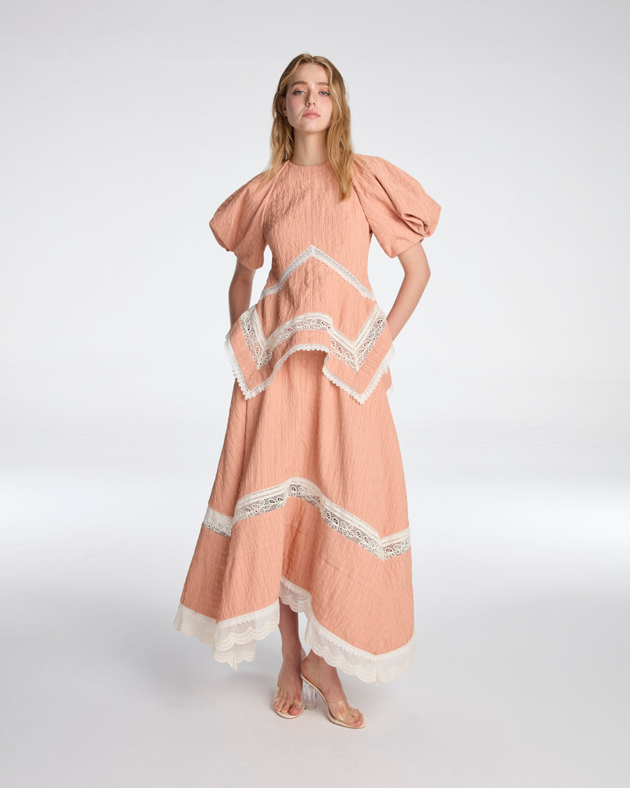 Puffy sleeves blouse in peach nectar