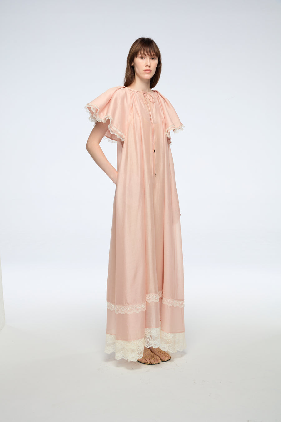 Long dress with ruffled sleeves