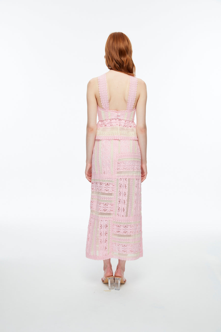 Long straight lace skirt in pink